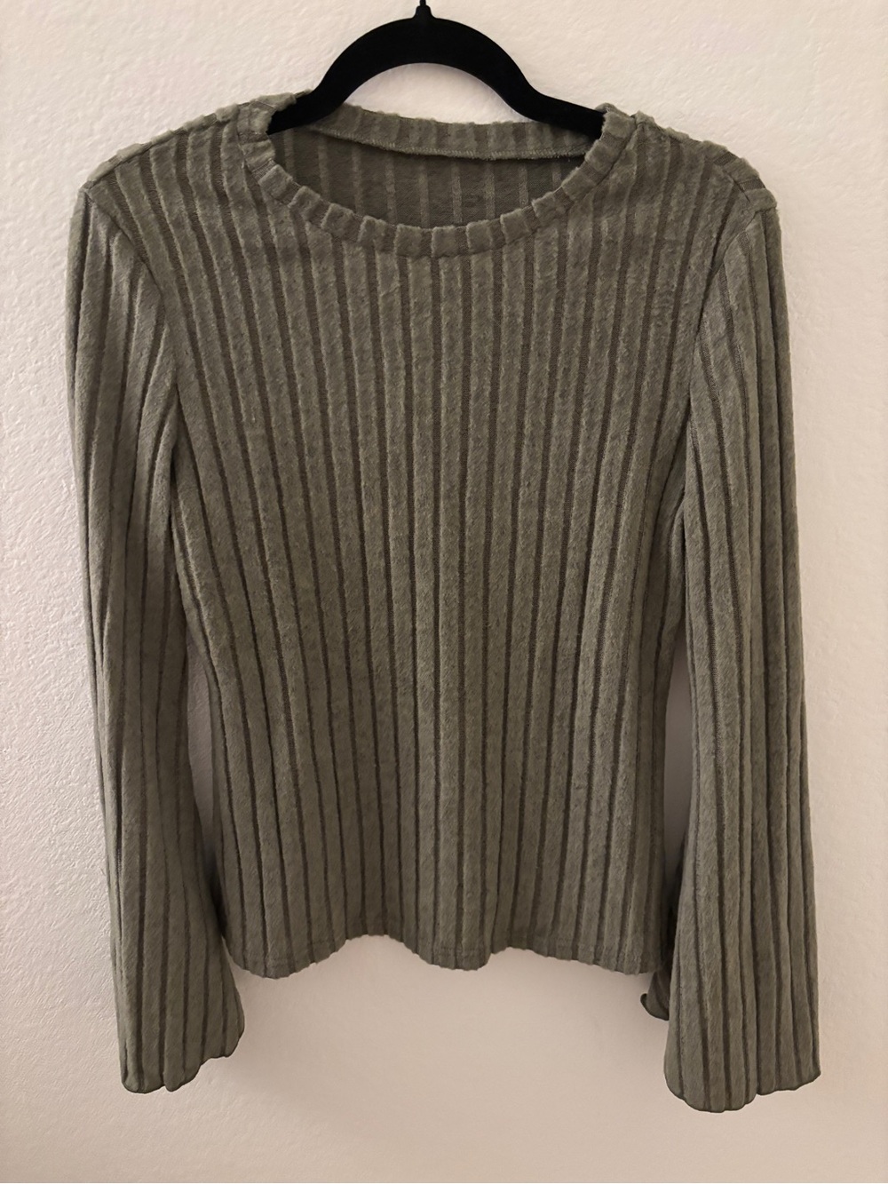 Ribbed Knit Long-Sleeve Top - Olive Green